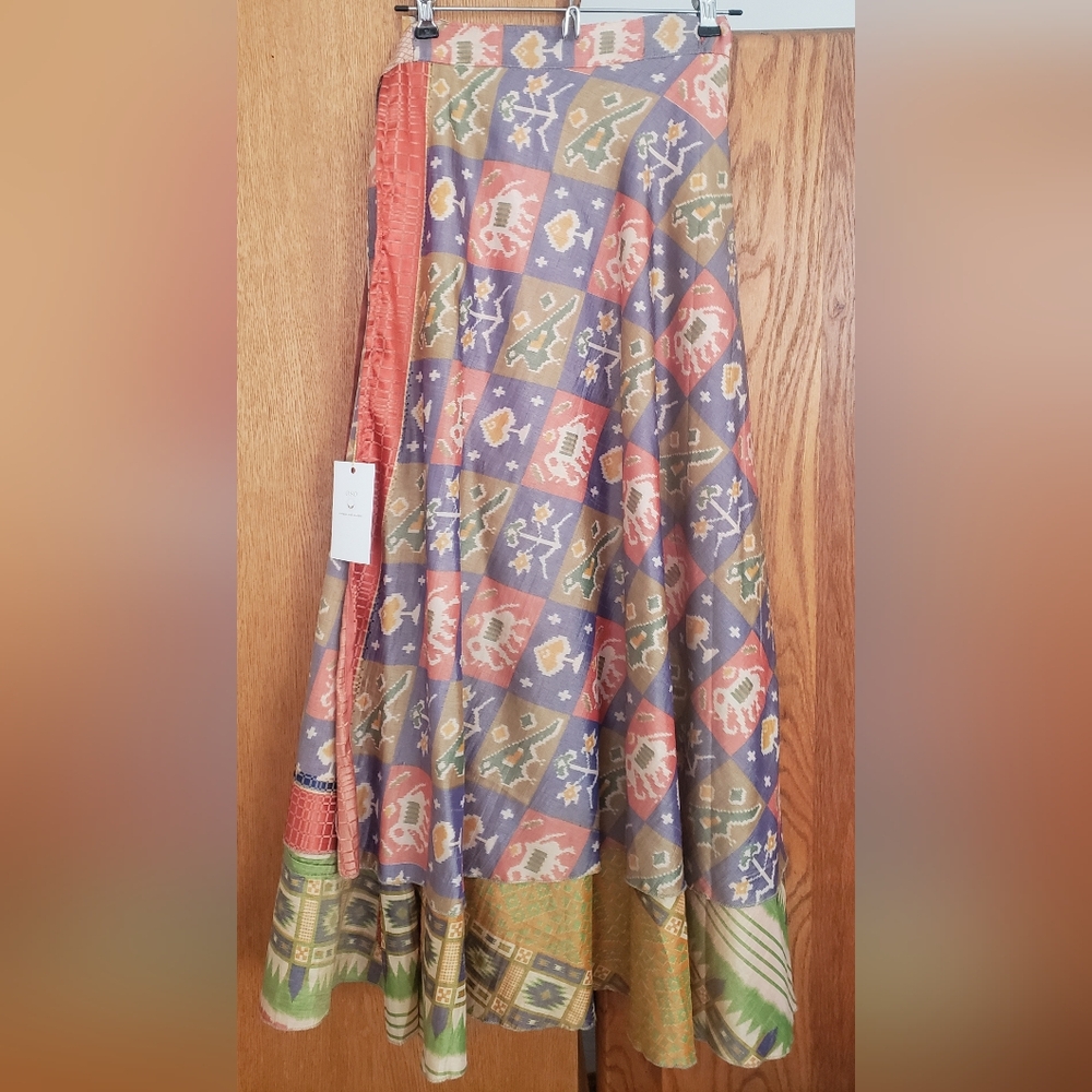 Silk Saree wrap skirt  NWT - Picture 2 of 3